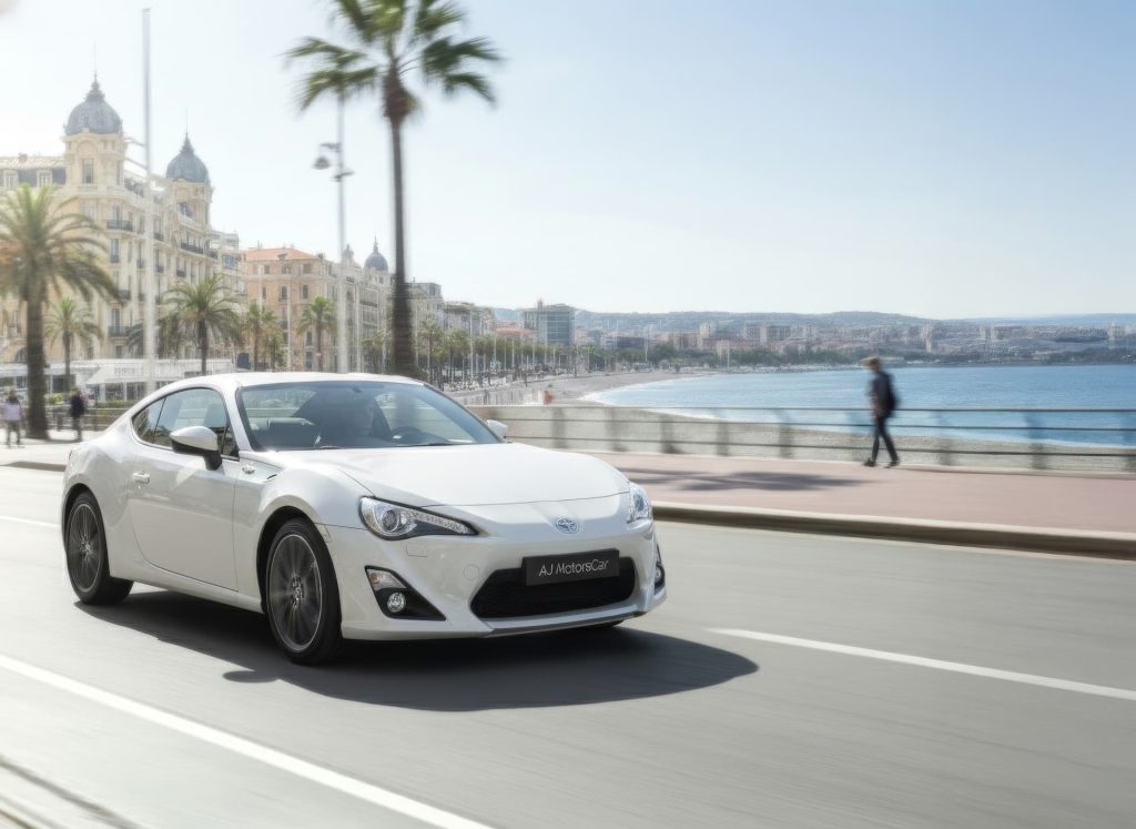 Mandat de vente automobile : comment vendre son véhicule rapidement et en toute sécurité ?